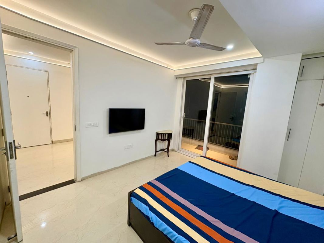 1 BHK + Servant Room Builder Floor For Rent in Malviya Nagar
