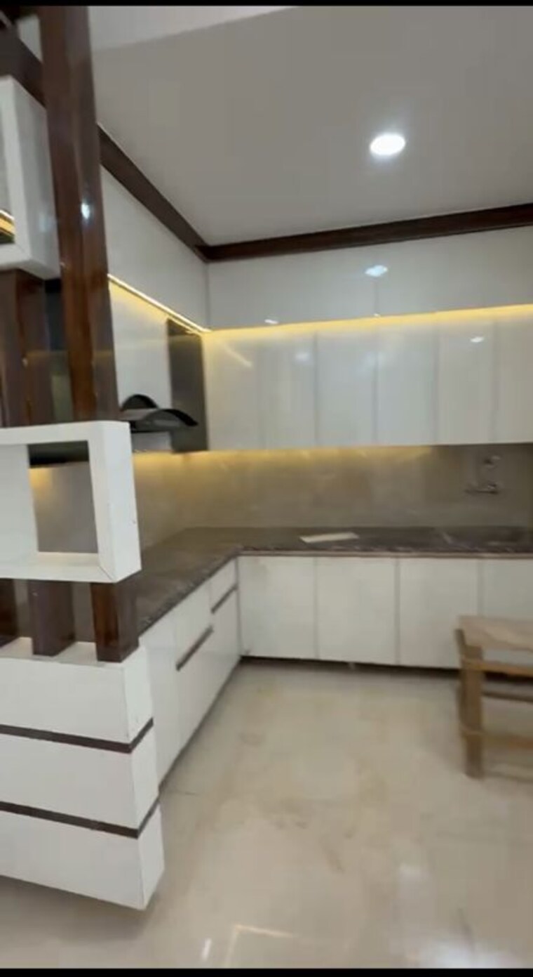 Kitchen, sector 49 2 Bedroom 1300 Sq.Ft. Builder Floor In Sector 49 Noida 10304047