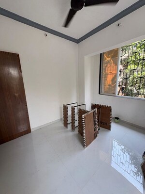 Living Room in 2 BHK Apartment at Seawoods – for Rent