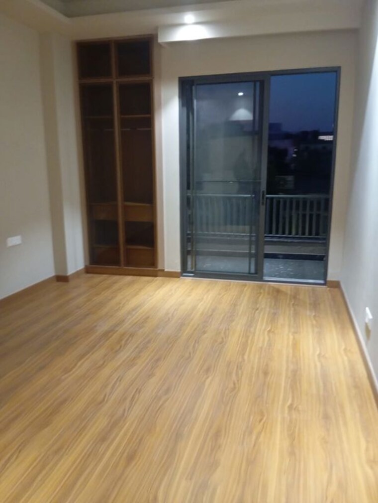 Room, greater kailash i 3 Bedroom 208 Sq.Yd. Builder Floor In Greater Kailash I Delhi 10304094