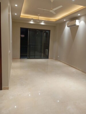 Room in 3 BHK Builder Floor at Greater Kailash I – for Sale