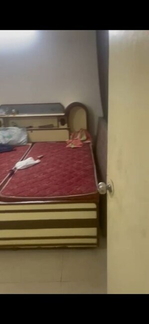 Furnished Amenities in 2 BHK Apartment at Shree Vardhman Green Court, Sector 90 – for Rent