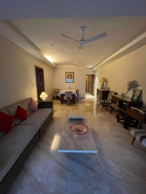2 BHK Apartment For Sale in Sunita Apartment Cuffe Parade, Cuffe Parade