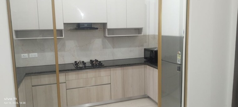 Kitchen, smart-world-orchard 3.5 Bedroom 1650 Sq.Ft. Builder Floor In Sector 61 Gurgaon 10304129