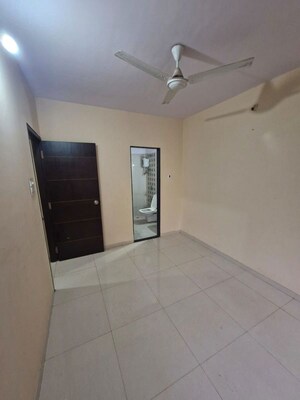 Room in 1 BHK Apartment at Shivraj Heights Apartments, Kandivali West – for Sale