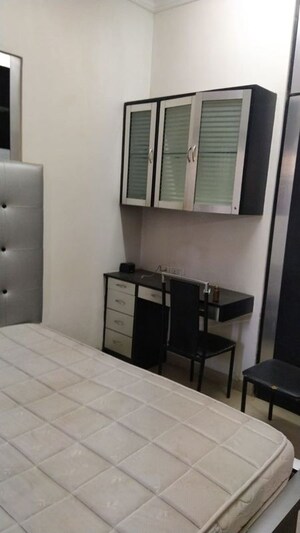 Bedroom in 1 BHK Apartment at K Raheja Heights, Malad East – for Rent