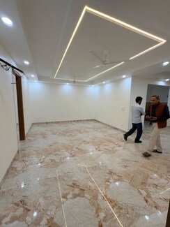 4 BHK Builder Floor For Rent in Chattarpur