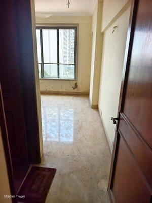 Room in 2 BHK Apartment at Jal Kiran, Cuffe Parade – for Sale