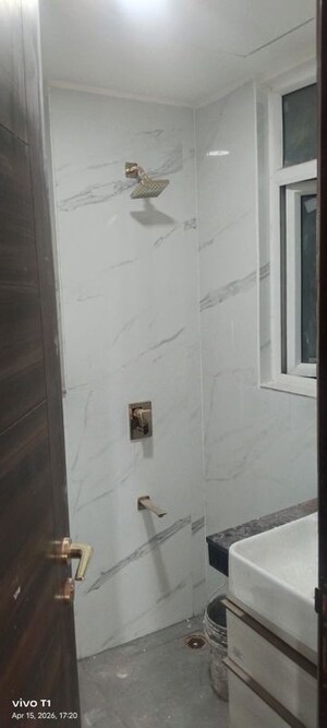 Bathroom in 3 BHK Apartment at Smart World Orchard, Sector 61 – for Rent