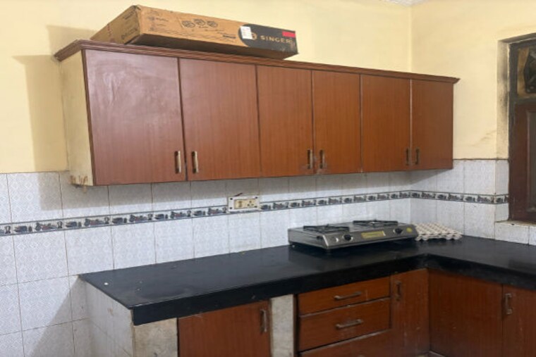 Kitchen, ashoka enclave 1 Bedroom 320 Sq.Ft. Builder Floor In Ashoka Enclave Faridabad 10304222