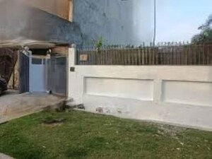  Plot For Sale in Sector 23