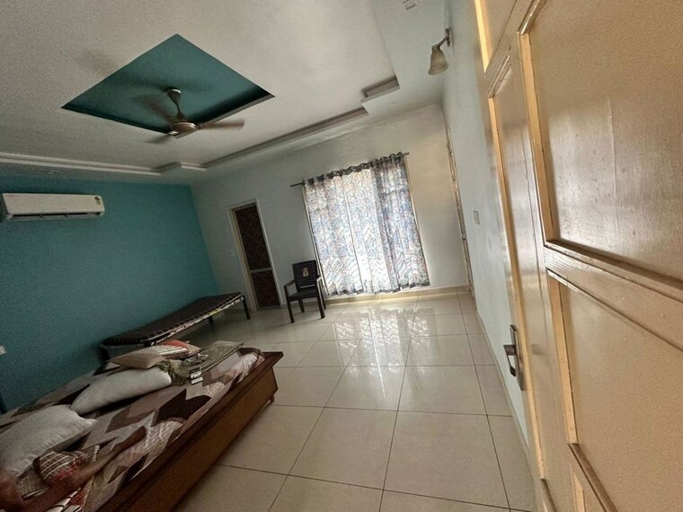 Living Room, ludhiana chandigarh hwy 4 Bedroom 200 Sq.Yd. Independent House In LudhianA Chandigarh Hwy Mohali 10304264
