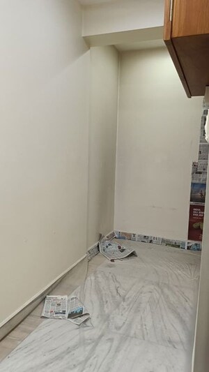 Room in 3 BHK Apartment at Basant Apartment Cuffe Parade, Cuffe Parade – for Rent