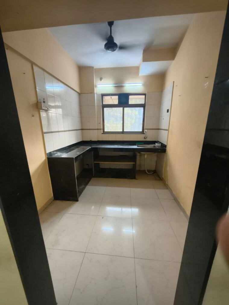 Kitchen, newlook-bhavya-elite 2 Bedroom 586 Sq.Ft. Apartment In Wadala Mumbai 10304272