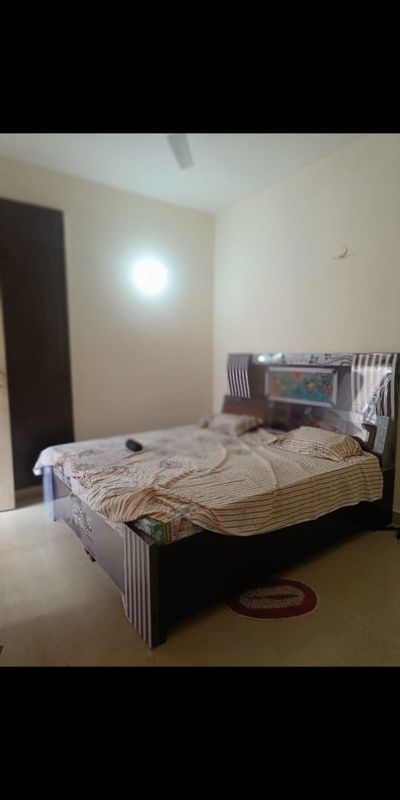 3 BHK + Servant Room Apartment For Rent in Amrapali Heartbeat City