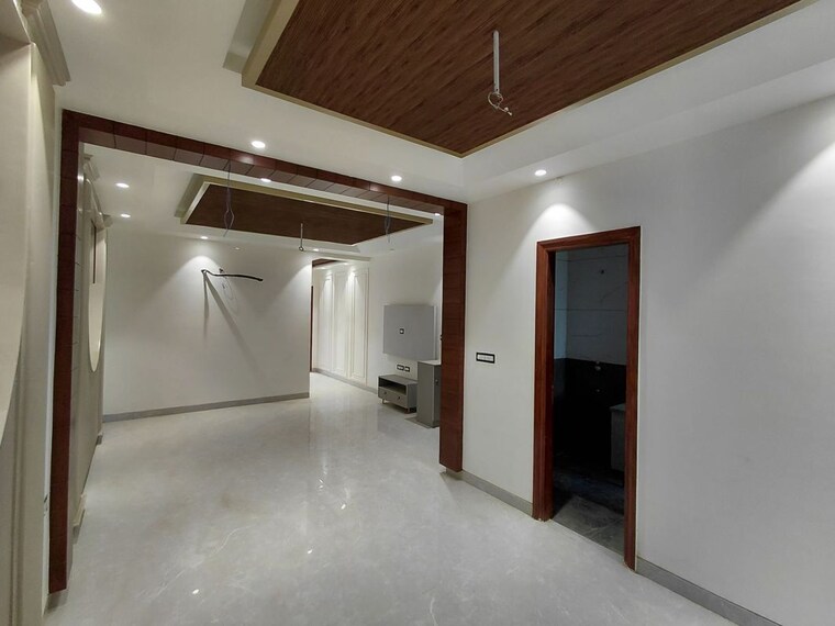 Room, bptp-district-faridabad 3 Bedroom 180 Sq.Yd. Builder Floor In Sector 81 Faridabad 9366707