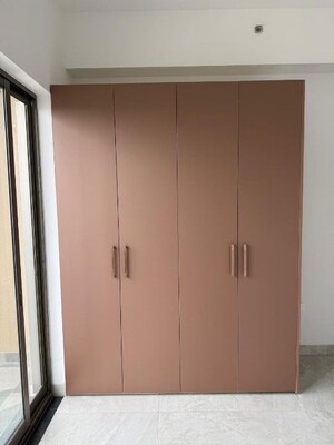 Furnished Amenities in 3.5 BHK Apartment at Shalimar Belvedere Court, Gomti Nagar – for Rent