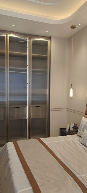 Bathroom in 4 BHK Apartment at Sunteck City Avenue 5, Goregaon West – for Sale