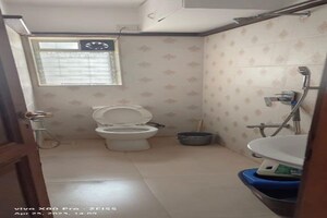 Bathroom in 3 BHK Apartment at Sunflower Apartments Cuffe Parade, Cuffe Parade – for Sale
