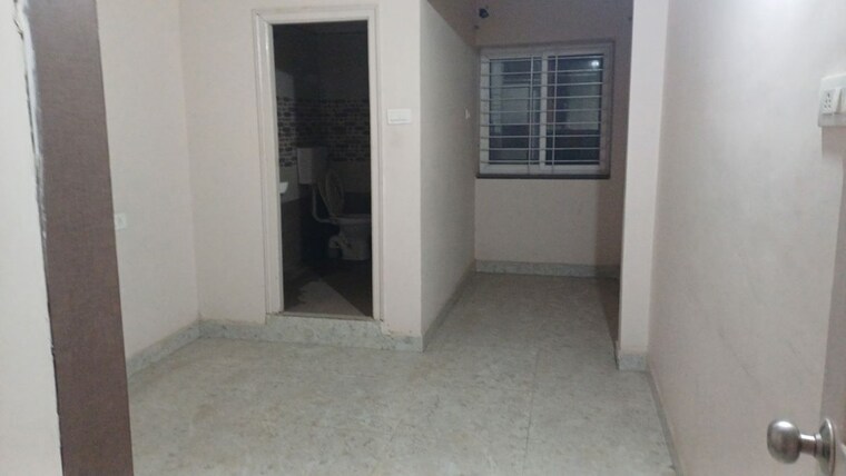 Room, kukatpally Commercial Office Space 1100 Sq.Ft. In Kukatpally Hyderabad 10304309