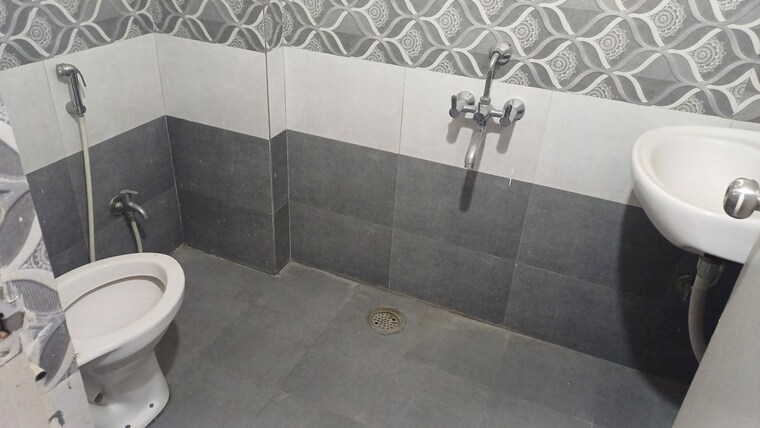 Bathroom, kukatpally Commercial Office Space 1100 Sq.Ft. In Kukatpally Hyderabad 10304309