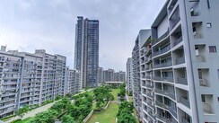 3.5 BHK + Store Room Apartment For Rent in Ireo Skyon