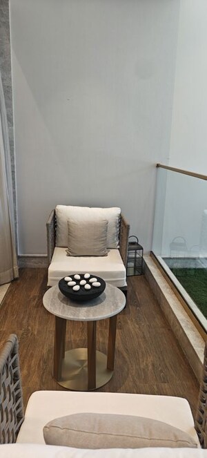 Master Bedroom in 4 BHK Apartment at Sunteck City Avenue 5, Goregaon West – for Sale