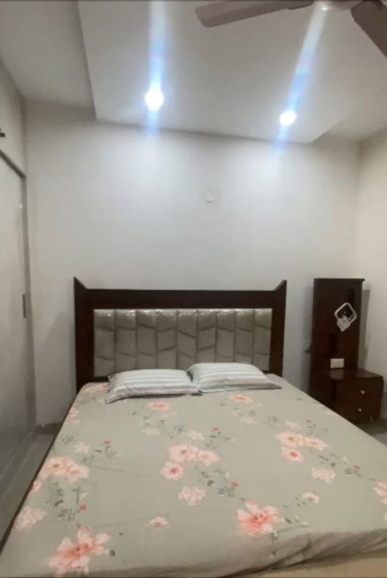 Bedroom, dyalpur 3 Bedroom 1350 Sq.Ft. Apartment In Dyalpur Zirakpur 10262965