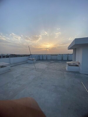 Swimming Pool in 2 BHK Builder Floor at Sangam Vihar – for Sale