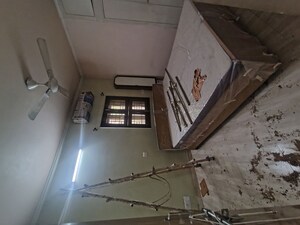 Staircase in 2 BHK Builder Floor at Sheikh Sarai – for Rent