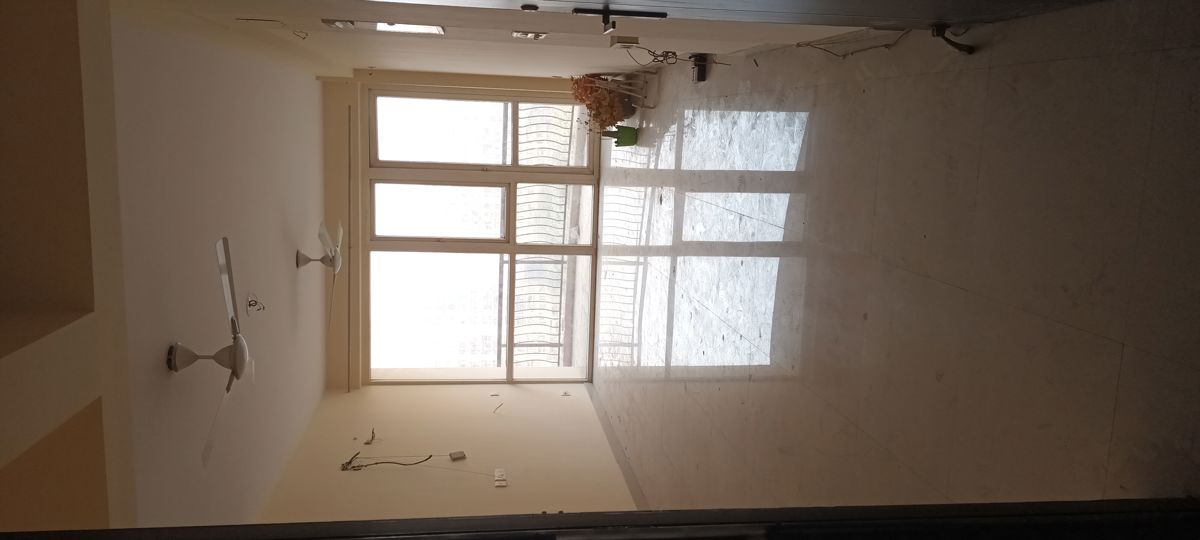 3 BHK Apartment For Sale in Oxirich Avenue