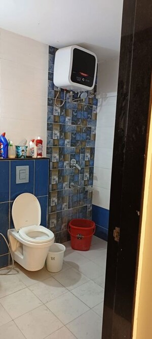 Bathroom in 4 BHK Apartment at Metro Jazz, Baner – for Rent