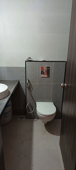 Furnished Amenities in 4 BHK Apartment at Metro Jazz, Baner – for Rent