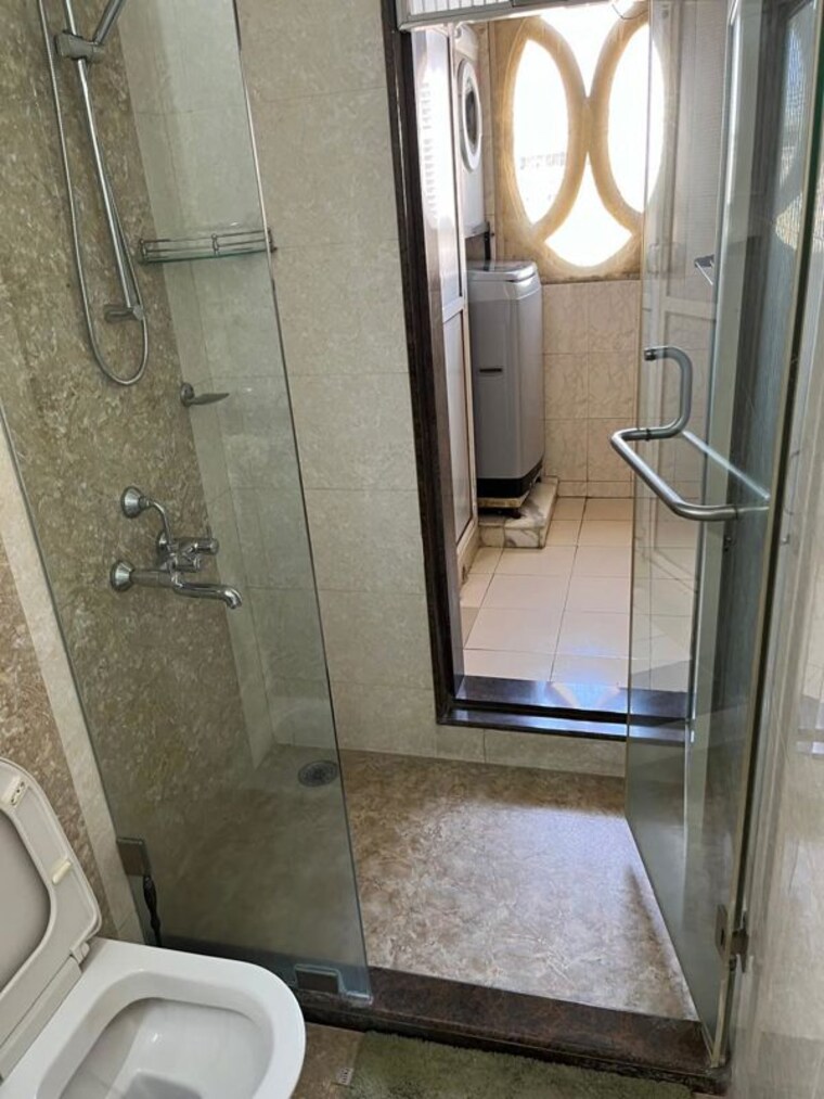 Bathroom, hiranandani-gardens-glen-height 3 Bedroom 1470 Sq.Ft. Apartment In Powai Mumbai 10304390