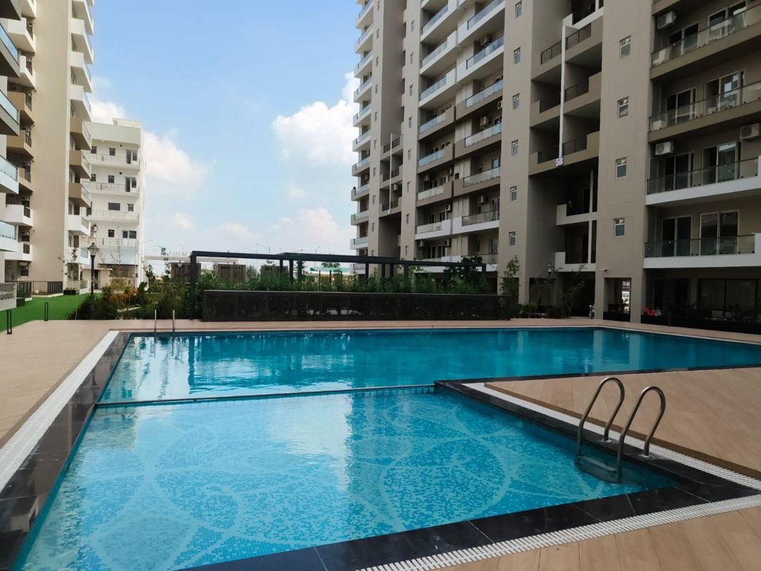 4 BHK + Servant Room Apartment For Rent in Artique Uptown Skylla