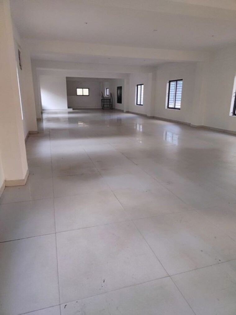 Room, nehru nagar Commercial Office Space 2500 Sq.Ft. In Nehru Nagar Bangalore 10304428