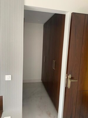 Building Lobby in 3 BHK Builder Floor at Shivalik Colony – for Sale