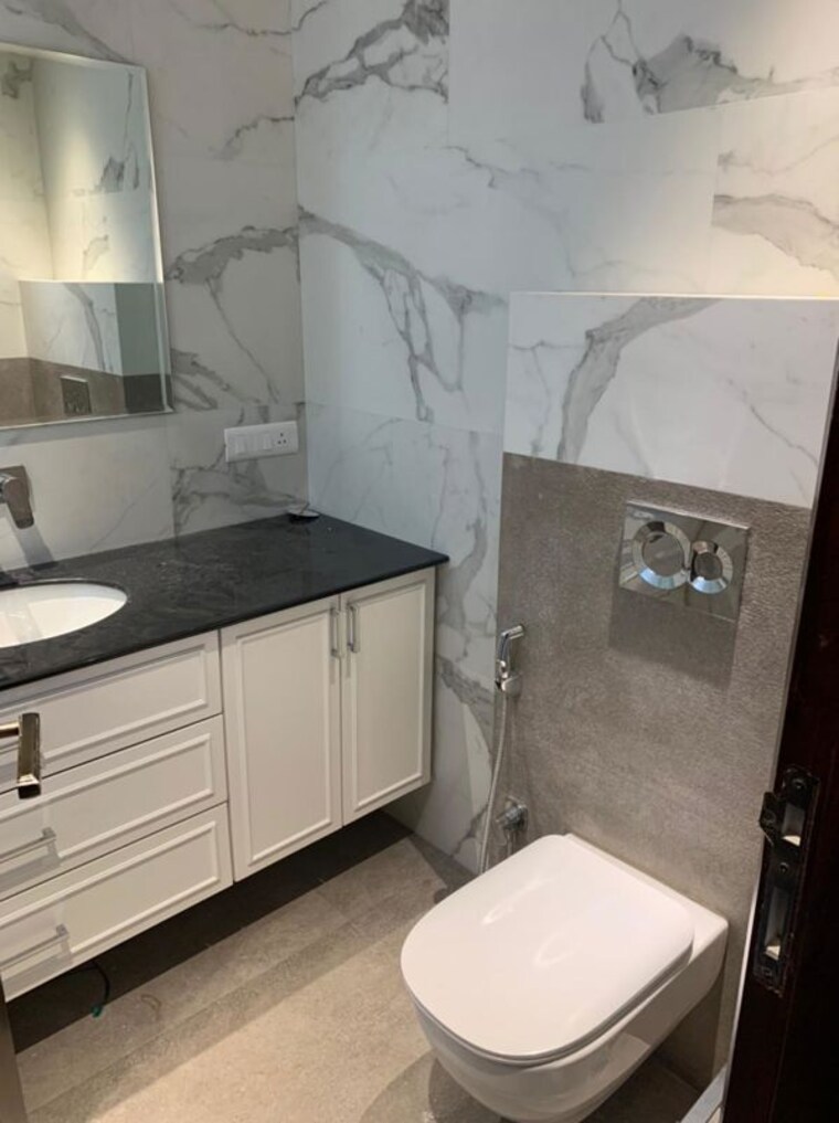 Kitchen, shivalik colony 3 Bedroom 1800 Sq.Ft. Builder Floor In Shivalik Colony Delhi 10304470