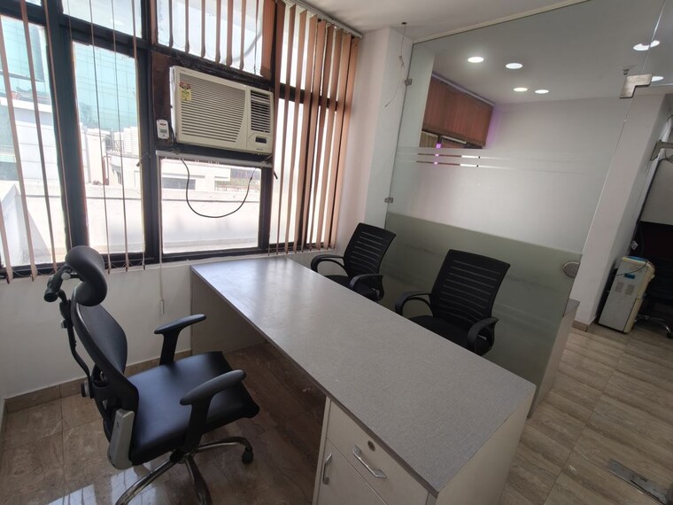 Team Area, netaji subhash place Commercial Office Space 629 Sq.Ft. In Netaji Subhash Place Delhi 10304475