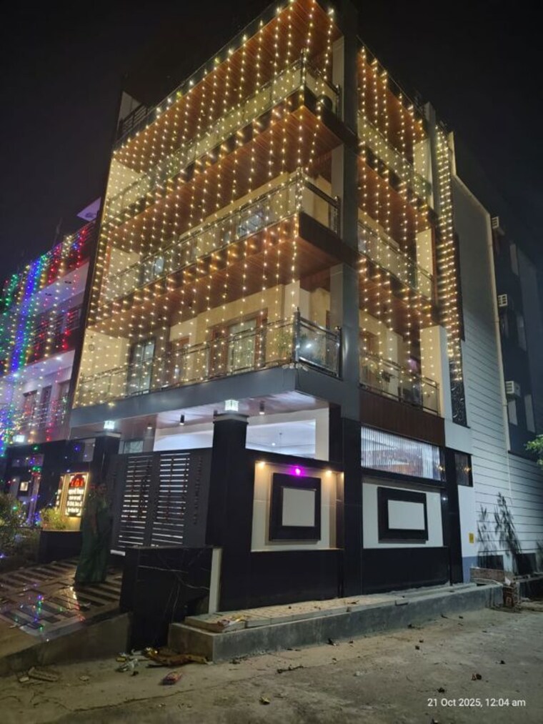 Exterior View, nirala-greenshire-phase-i 2 Bedroom 1800 Sq.Ft. Apartment In Patwari Greater Noida 9897395
