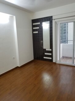 3 BHK Apartment For Rent in Amrapali Heartbeat City