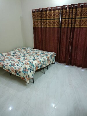 Bedroom in 1 BHK Apartment at Vasundhara Complex, Vasundhara Sector 16 – for Rent