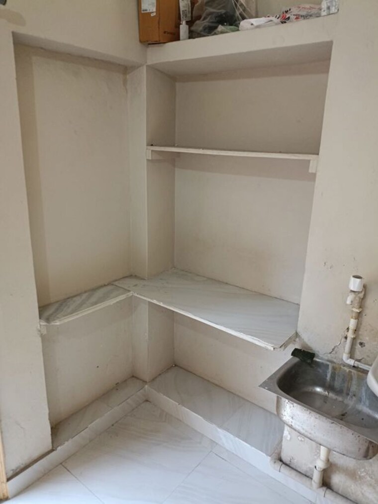 Bathroom, vasundhara-complex 1 Bedroom 600 Sq.Ft. Apartment In Vasundhara Sector 16 Ghaziabad 9898301