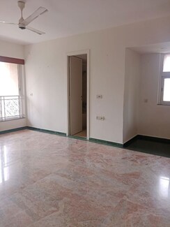 4 BHK + Pooja Room,Servant Room Apartment For Sale in Hiranandani Gardens Octavius