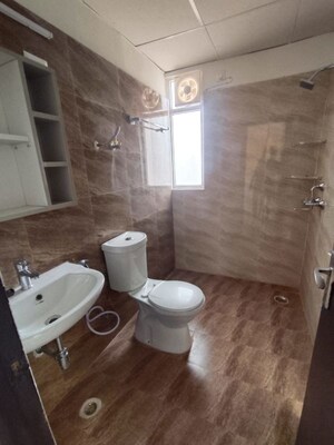 Bathroom in 3.5 BHK Apartment at Amrapali Crystal Homes, Sector 76 – for Rent