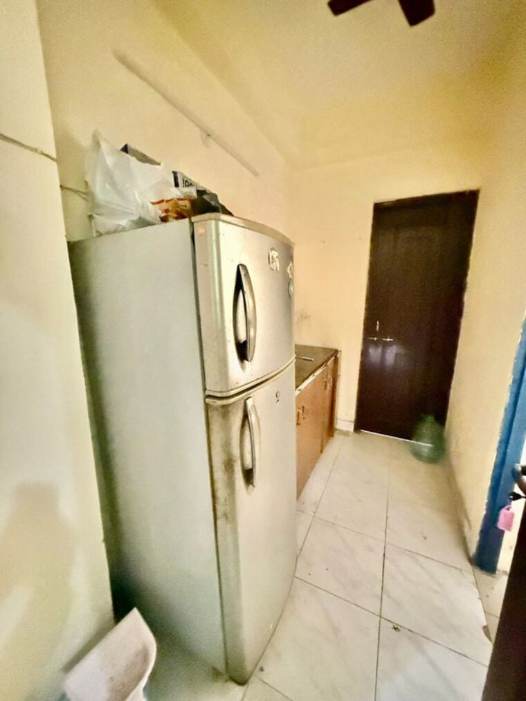 undefined, amrapali-royal 1 Bedroom 800 Sq.Ft. Apartment In Vaibhav Khand Ghaziabad 9901994