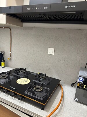 Master Bedroom in 4 BHK Apartment at Kalpataru Magnus, Bandra East – for Rent