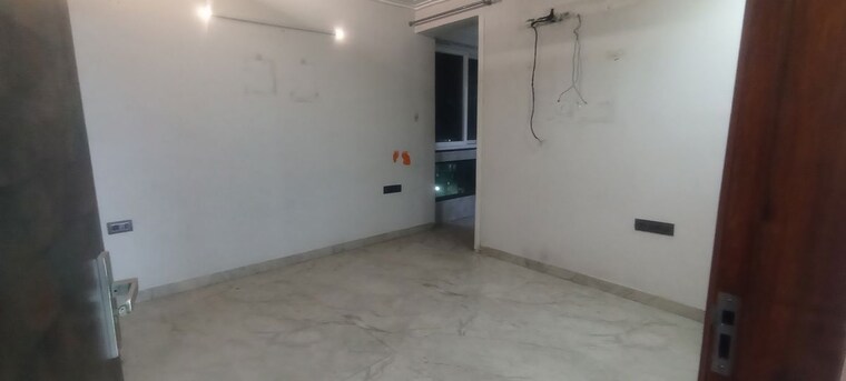 Room, sector 11 dwarka 3.5 Bedroom 1900 Sq.Ft. Apartment In Sector 11 Dwarka Delhi 10208958