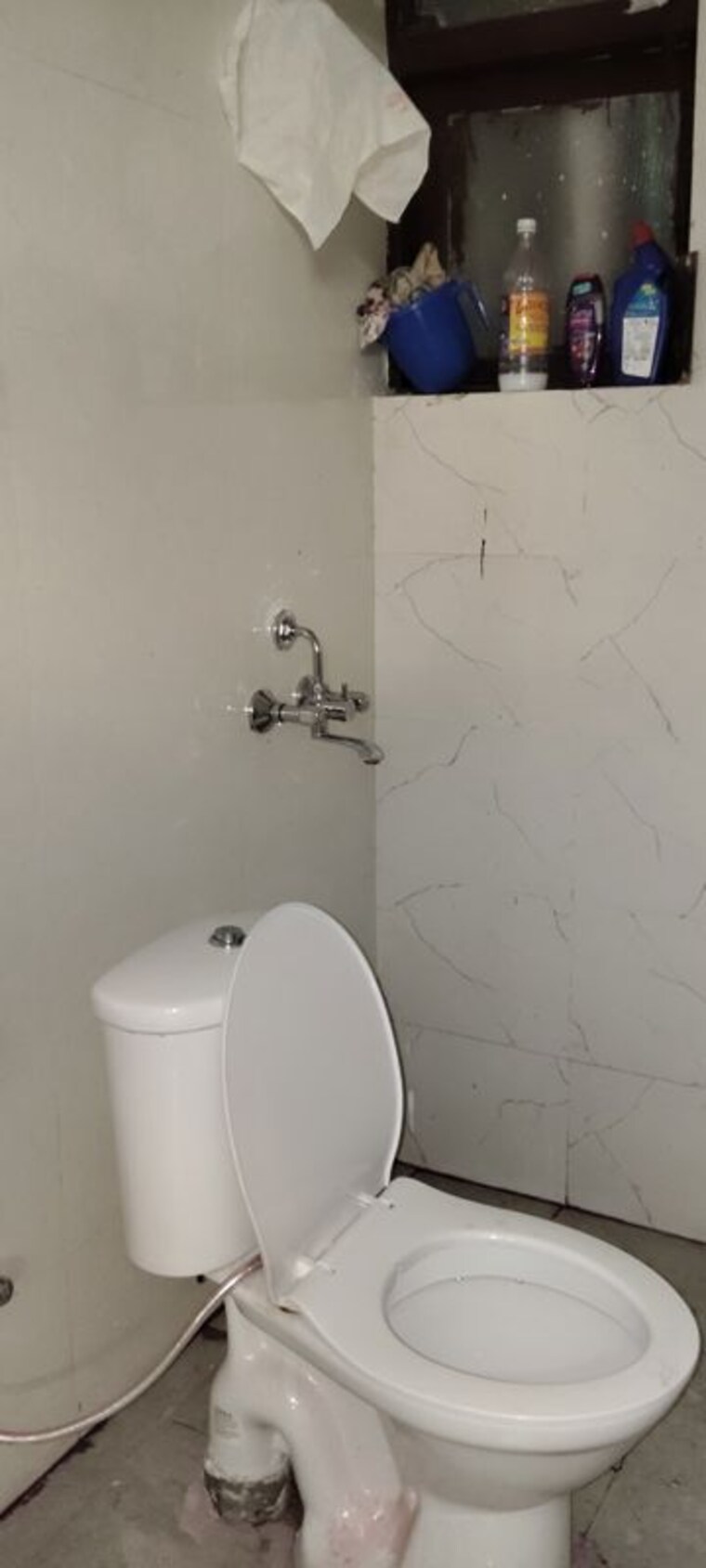 Bathroom, amolik-plaza-81 3 Bedroom 1600 Sq.Ft. Builder Floor In Sector 81 Faridabad 10304598