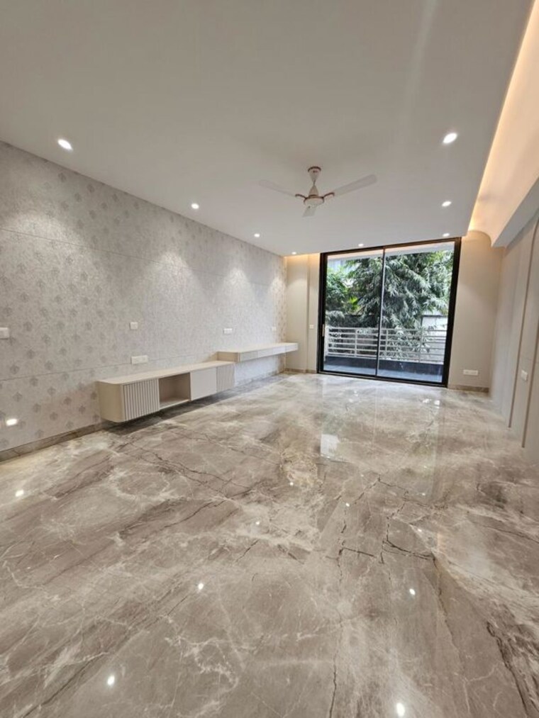 Room, new rajinder nagar 3 Bedroom 1800 Sq.Ft. Builder Floor In New Rajinder Nagar Delhi 10304772